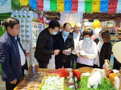 彭万臻二级巡视员赴乌兰察布市调研民族传统奶制品产业发展